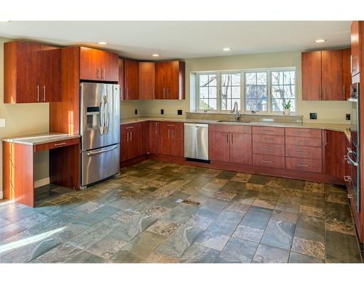 15 Appleton St, Danvers, MA 01923 photo 6
