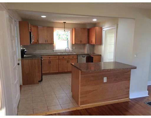 47 Wilton St, Springfield, MA 01109 photo 2