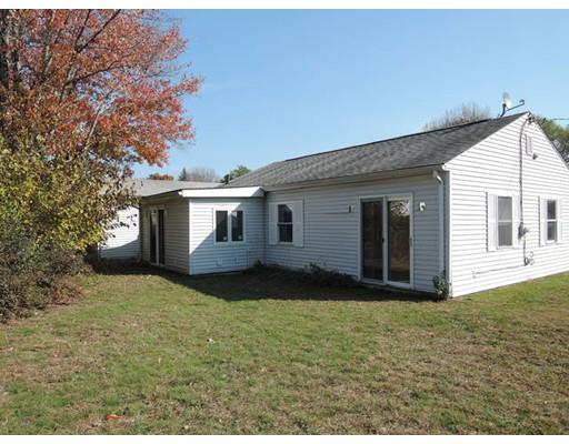 96 Vadnais St, Springfield, MA 01104 photo 4
