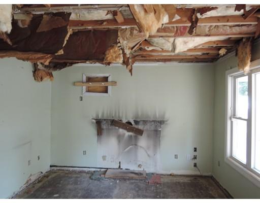 96 Vadnais St, Springfield, MA 01104 photo 6