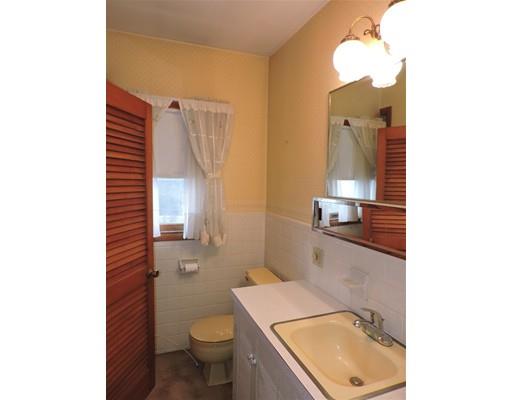 13 Crown St, Webster, MA 01570 photo 20