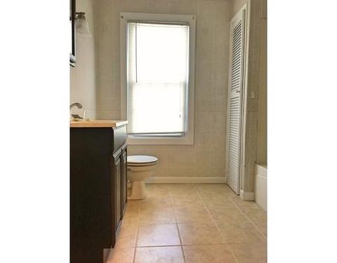 24 Joseph St, Springfield, MA 01119 photo 8