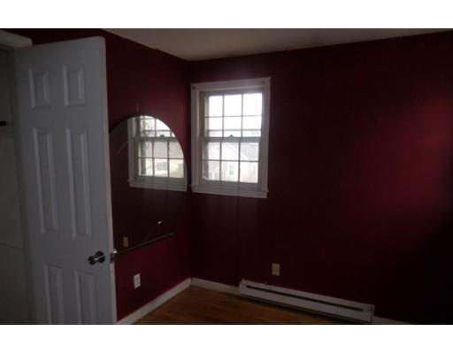 94 Wallace St, Springfield, MA 01119 photo 6