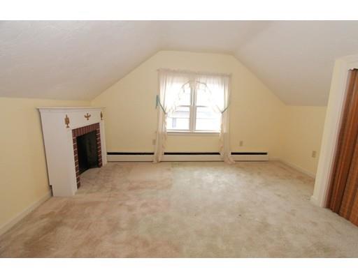 53 Eureka St, Worcester, MA 01603 photo 10