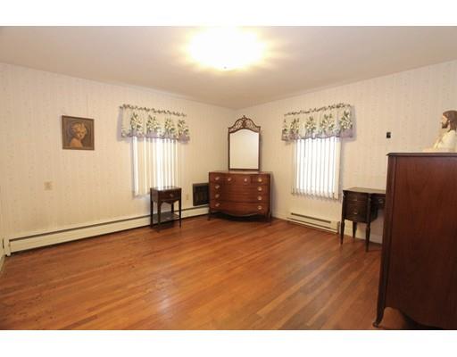 53 Eureka St, Worcester, MA 01603 photo 6