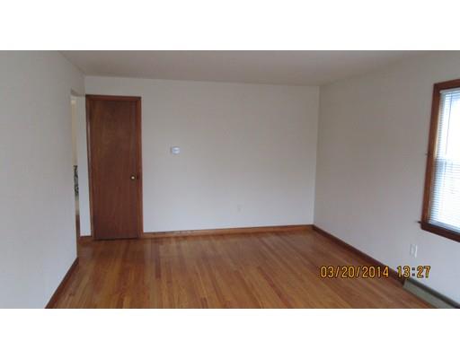 178 Redlands St, Springfield, MA 01104 photo 17