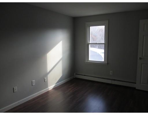 10 Vincent Cir, Worcester, MA 01604 photo 8