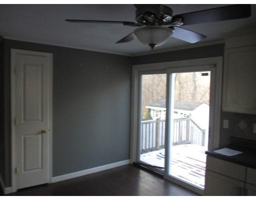 10 Vincent Cir, Worcester, MA 01604 photo 3