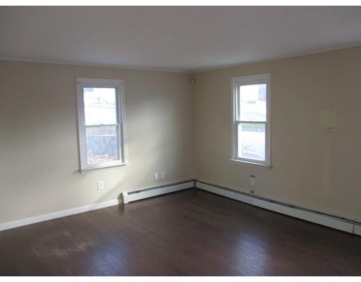 10 Vincent Cir, Worcester, MA 01604 photo 9