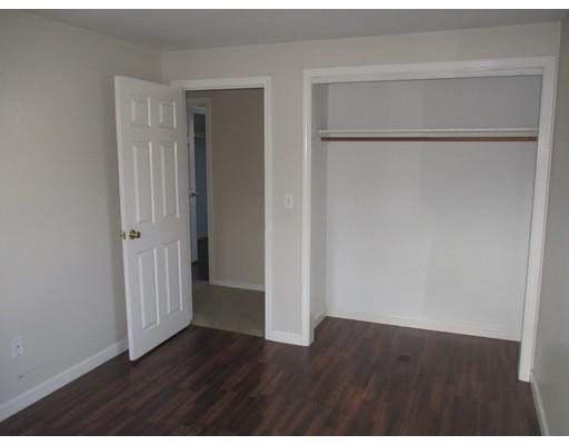 10 Vincent Cir, Worcester, MA 01604 photo 7