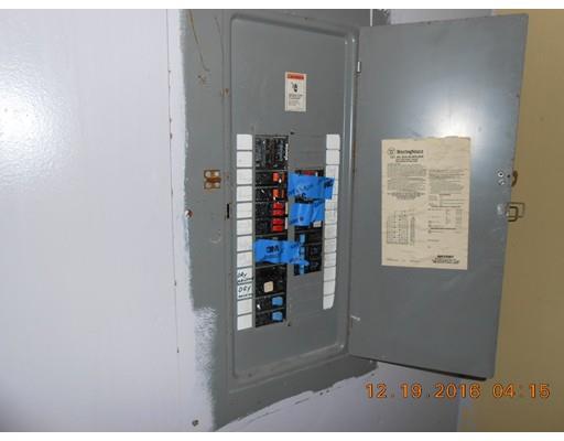 90 Newfield Rd, Springfield, MA 01119 photo 10