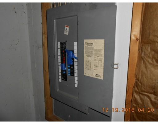 90 Newfield Rd, Springfield, MA 01119 photo 17