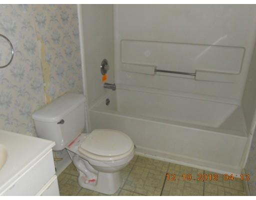 90 Newfield Rd, Springfield, MA 01119 photo 5