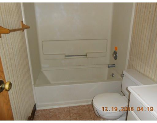 90 Newfield Rd, Springfield, MA 01119 photo 13