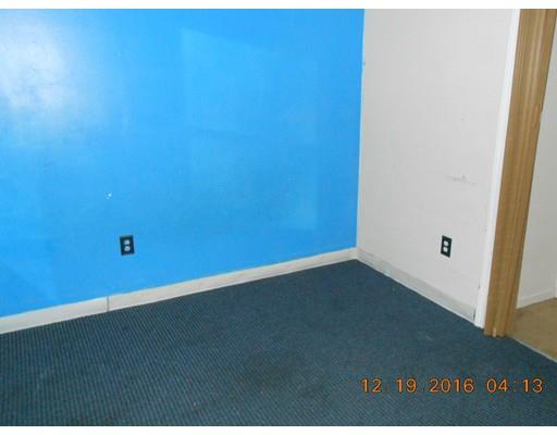90 Newfield Rd, Springfield, MA 01119 photo 6