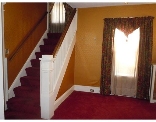25 Itendale St, Springfield, MA 01108 photo 7
