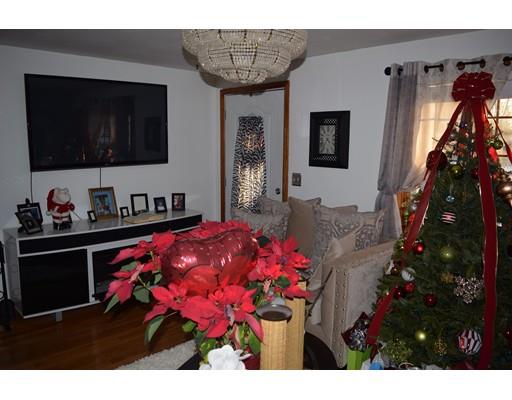 37 Suzanne St, Springfield, MA 01104 photo 14