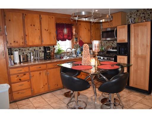 37 Suzanne St, Springfield, MA 01104 photo 7