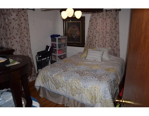 37 Suzanne St, Springfield, MA 01104 photo 12