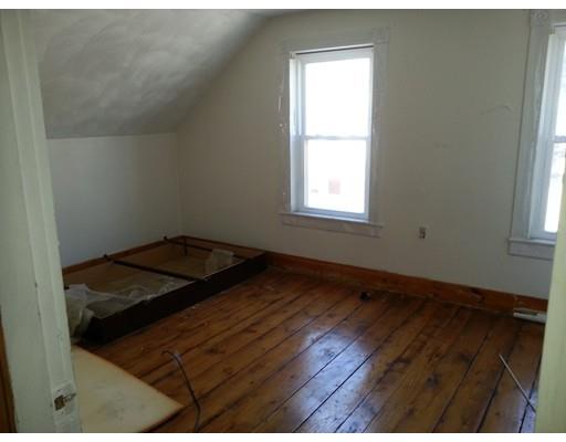 18 Hacker St, Worcester, MA 01603 photo 13