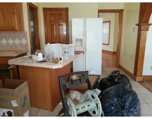 18 Hacker St, Worcester, MA 01603 photo 6