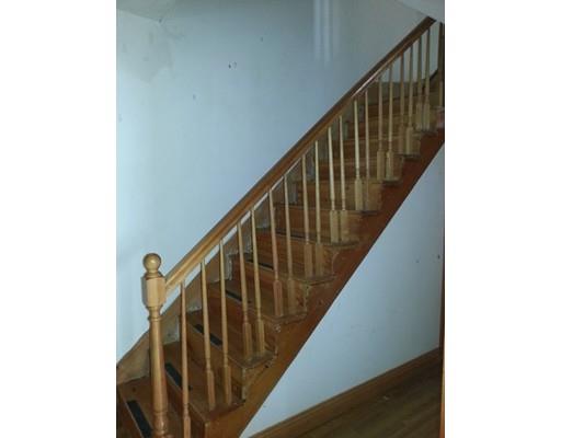 18 Hacker St, Worcester, MA 01603 photo 10