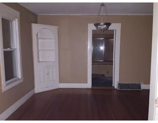 82 Miller St, Springfield, MA 01104 photo 4