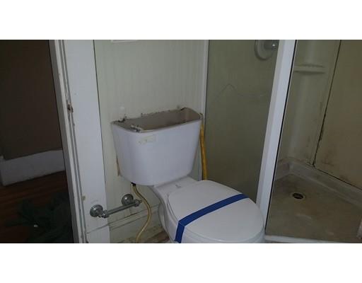 82 Miller St, Springfield, MA 01104 photo 8