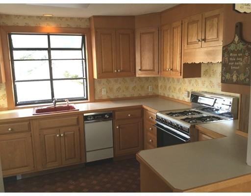 34 Markham Cir, Ayer, MA 01432 photo 7