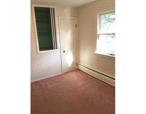 34 Markham Cir, Ayer, MA 01432 photo 13
