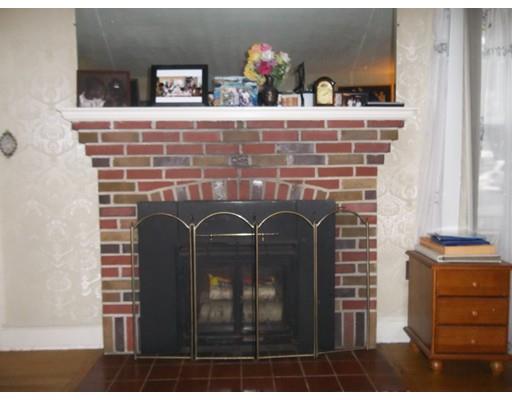 328 Mill St, Worcester, MA 01602 photo 4