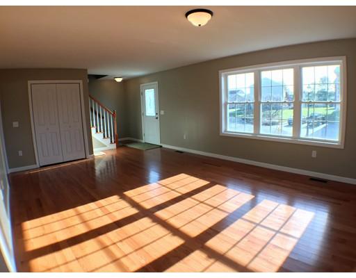 156 Newton St, Fall River, MA 02721 photo 4