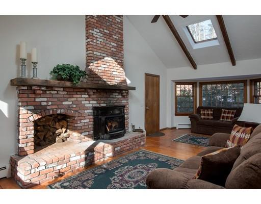 146 East St, Upton, MA 01568 photo 8