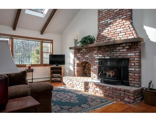 146 East St, Upton, MA 01568 photo 10