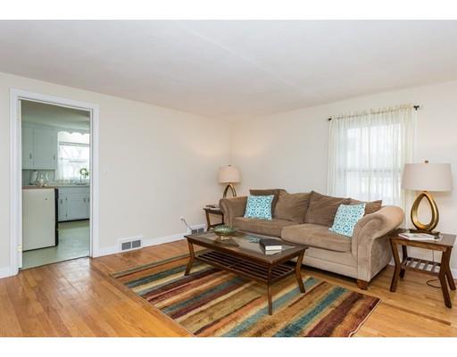 110 Old Brook Rd, Springfield, MA 01118 photo 6
