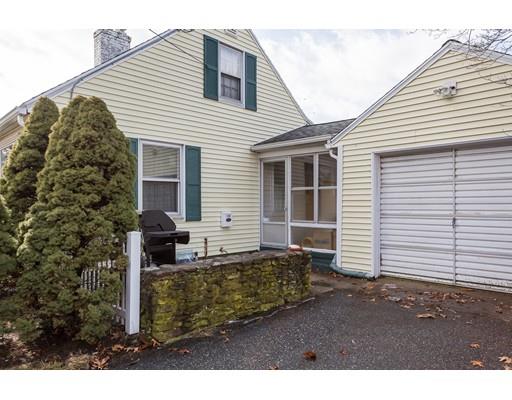 110 Old Brook Rd, Springfield, MA 01118 photo 2