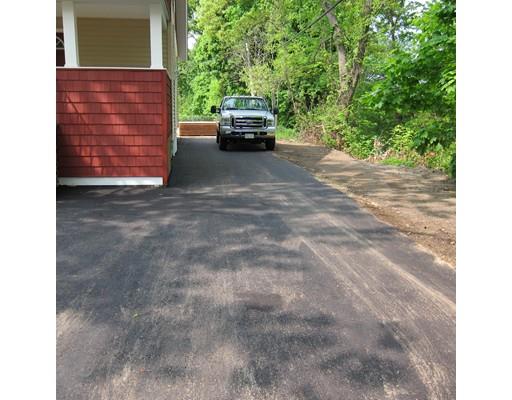 21 Campus Pl, Springfield, MA 01109 photo 4