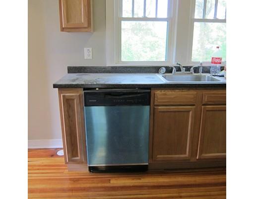 21 Campus Pl, Springfield, MA 01109 photo 12