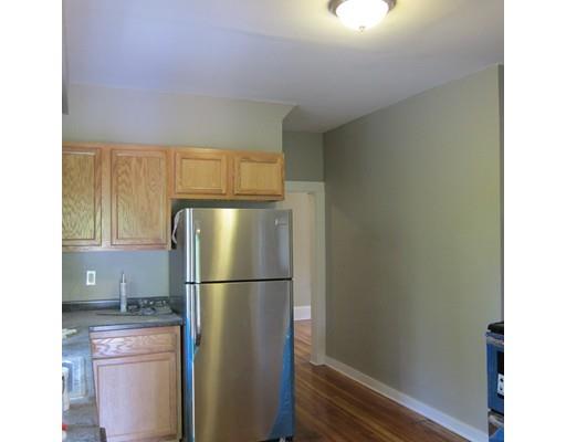 21 Campus Pl, Springfield, MA 01109 photo 11