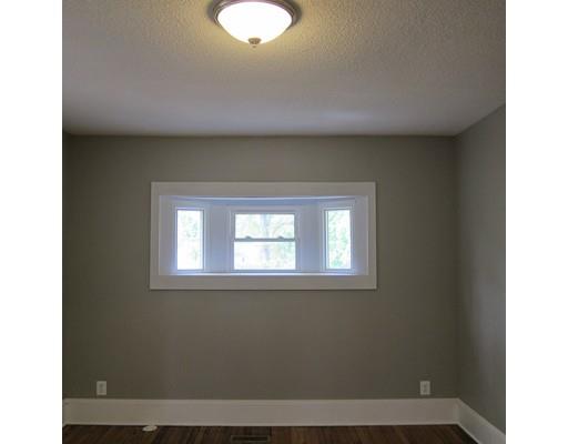 21 Campus Pl, Springfield, MA 01109 photo 8