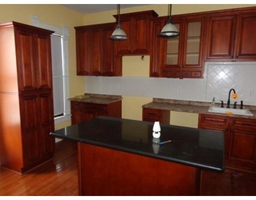 129 Westminster St, Springfield, MA 01109 photo 12