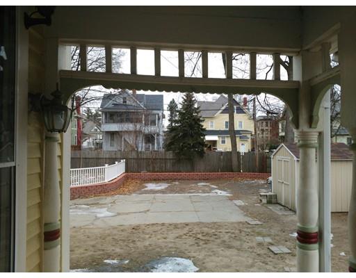 129 Westminster St, Springfield, MA 01109 photo 8