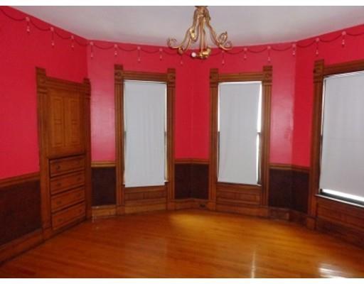 129 Westminster St, Springfield, MA 01109 photo 17