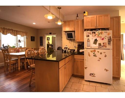 16 Shaw Rd, Fairhaven, MA 02719 photo 4