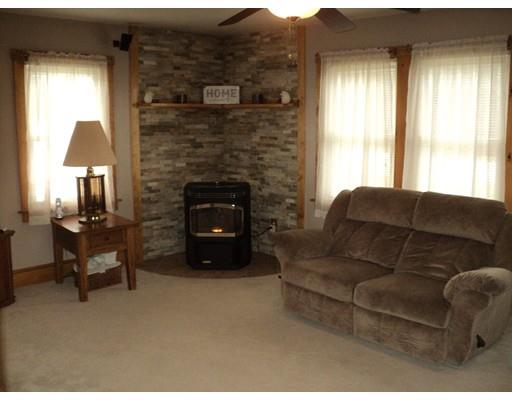 770 Main St, Acushnet, MA 02743 photo 4