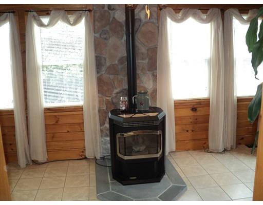 770 Main St, Acushnet, MA 02743 photo 9