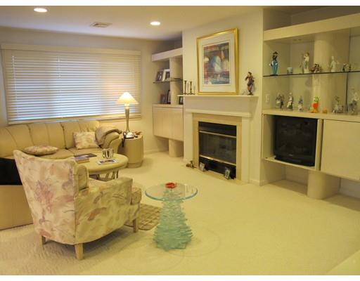 61 Maple St #O, Canton, MA 02021 photo 2