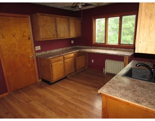 110 Park St, Fall River, MA 02721 photo 17
