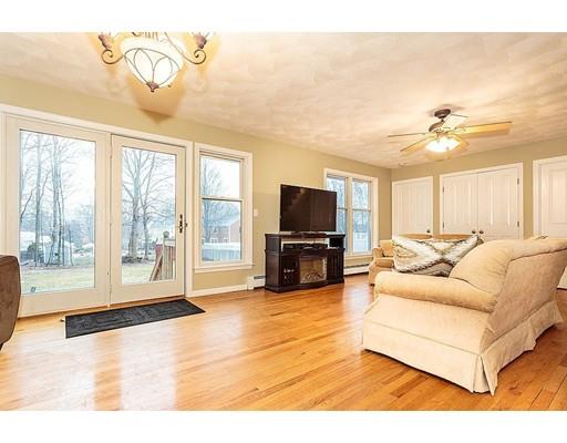169 Salem St, Reading, MA 01867 photo 4