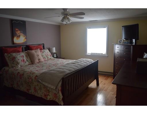 15 Wakefield Ave, Webster, MA 01570 photo 5
